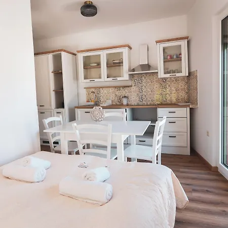 Asteria Ξενοδοχείο με διαμερίσματα Λιουμπλιάνα