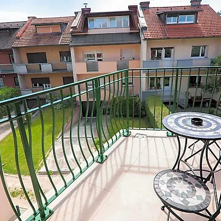 Asteria Hotel apartamentowy