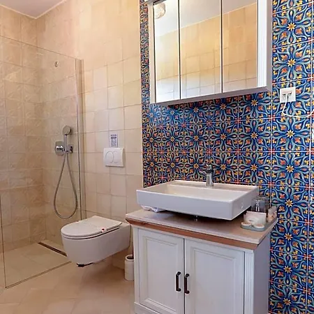Asteria Aparthotel 3*