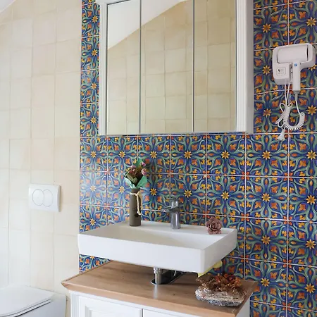 Asteria Lägenhetshotell 3*